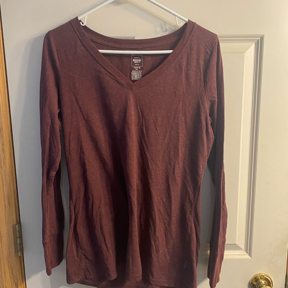 Mossimo long sleeve tee- burgundy